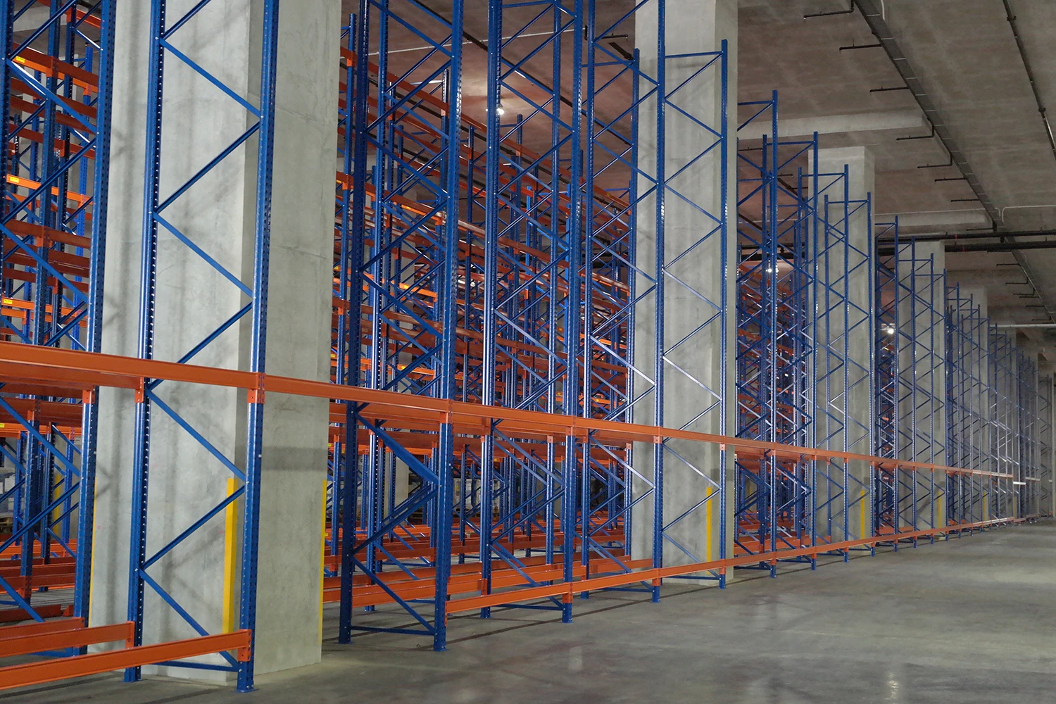 Who Uses Industrial Storage Racking Systems